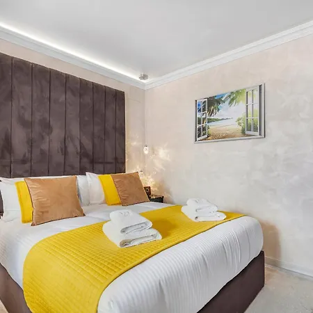 A&r Luxury 3* Torrevieja