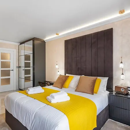 Apart Otel A&r Luxury Torrevieja