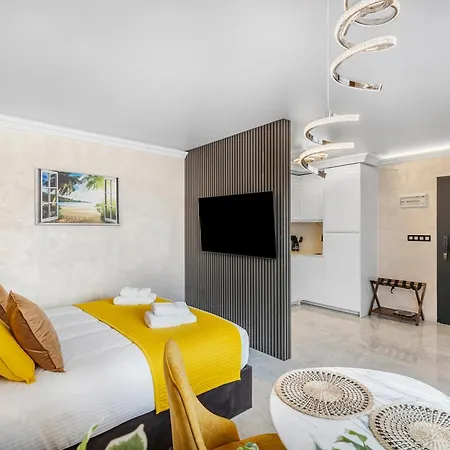 A&r Luxury 3* Torrevieja